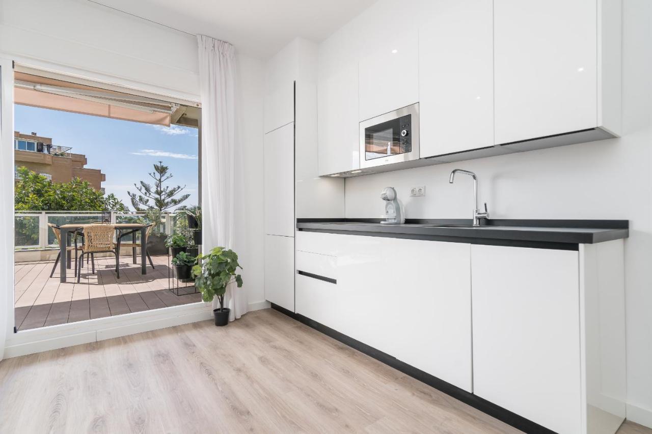 Suite Homes Hesperides Garden Beach 马拉加 外观 照片