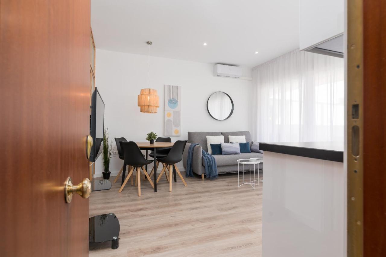 Suite Homes Hesperides Garden Beach 马拉加 外观 照片