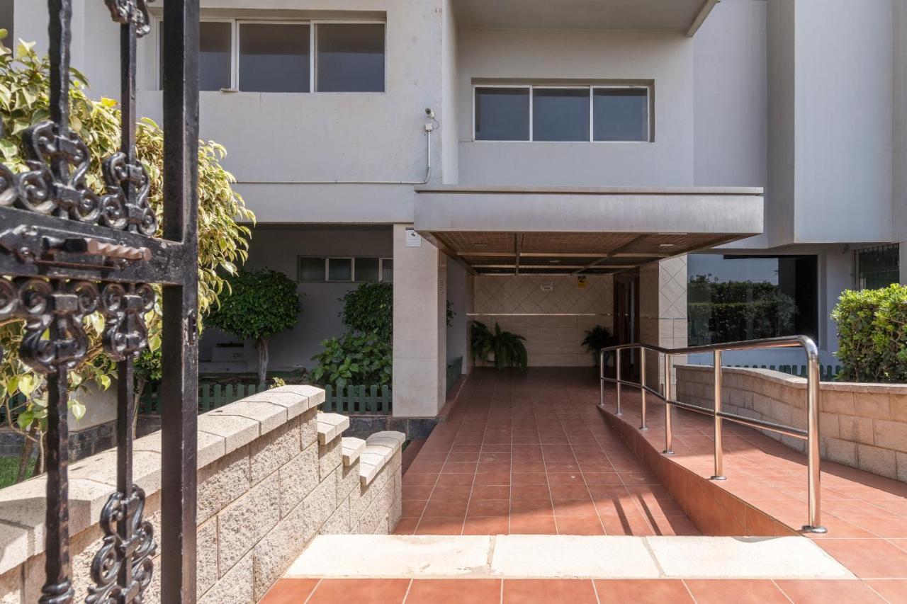 Suite Homes Hesperides Garden Beach 马拉加 外观 照片