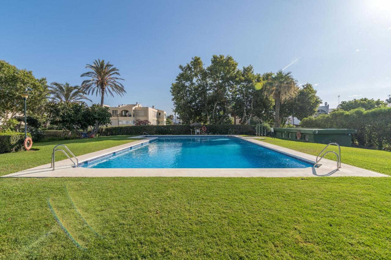 Suite Homes Hesperides Garden Beach 马拉加 外观 照片