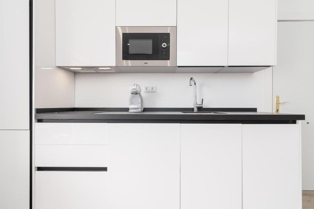 Suite Homes Hesperides Garden Beach 马拉加 外观 照片