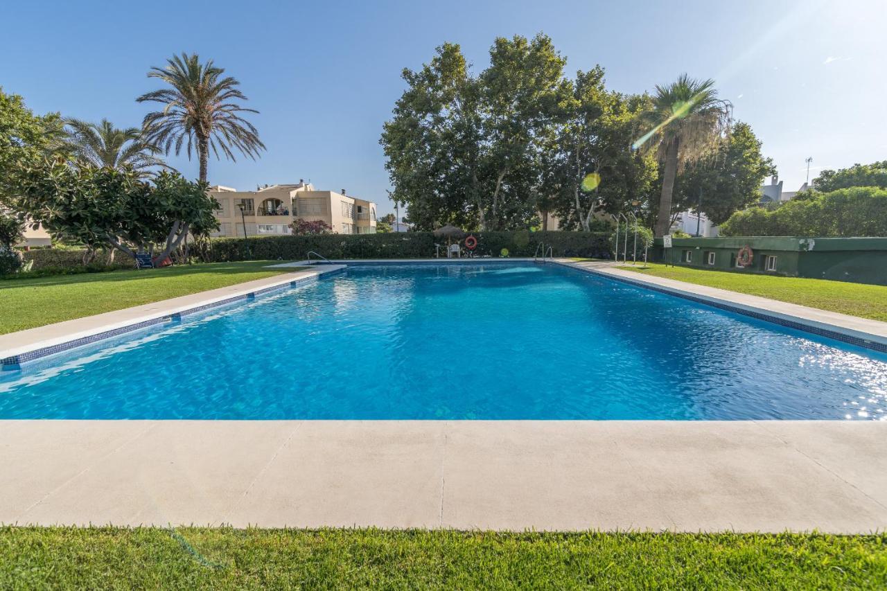 Suite Homes Hesperides Garden Beach 马拉加 外观 照片