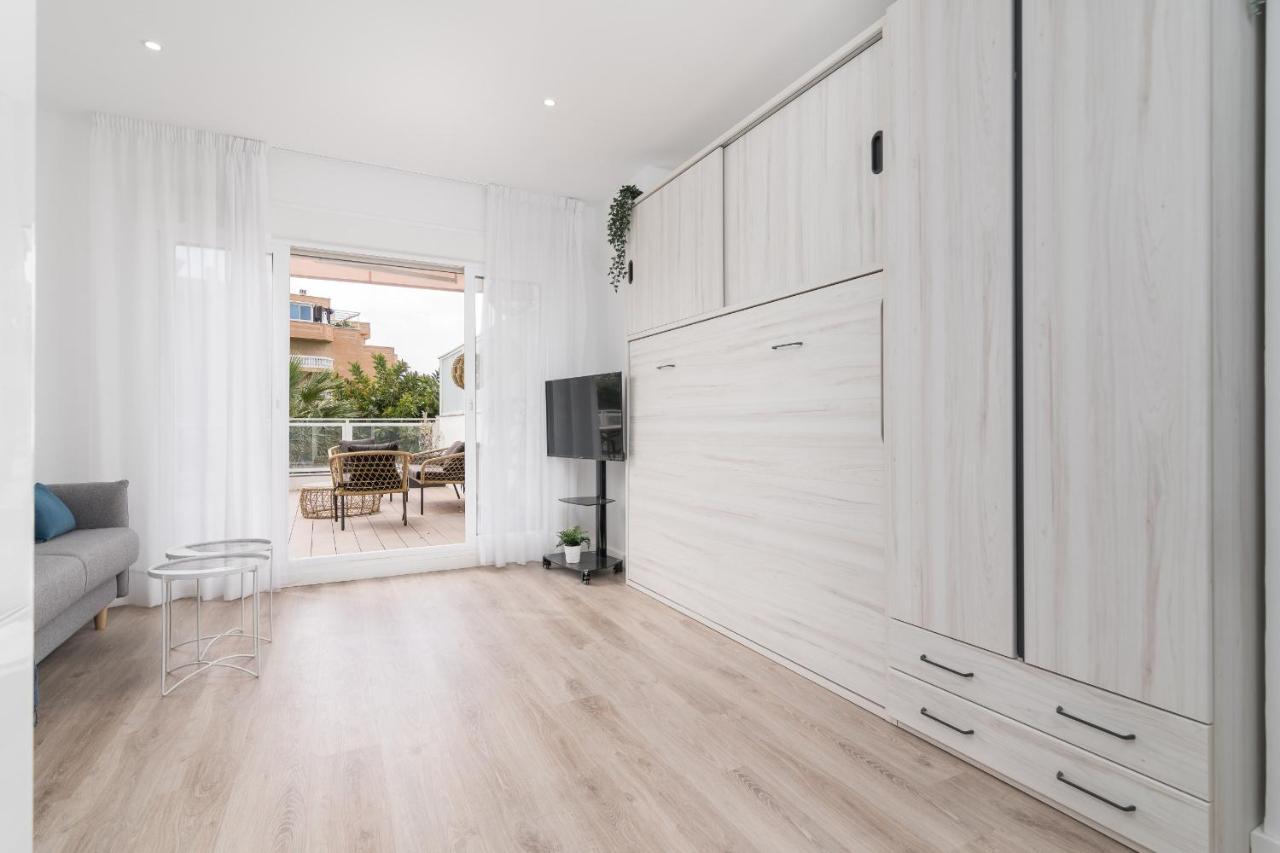 Suite Homes Hesperides Garden Beach 马拉加 外观 照片