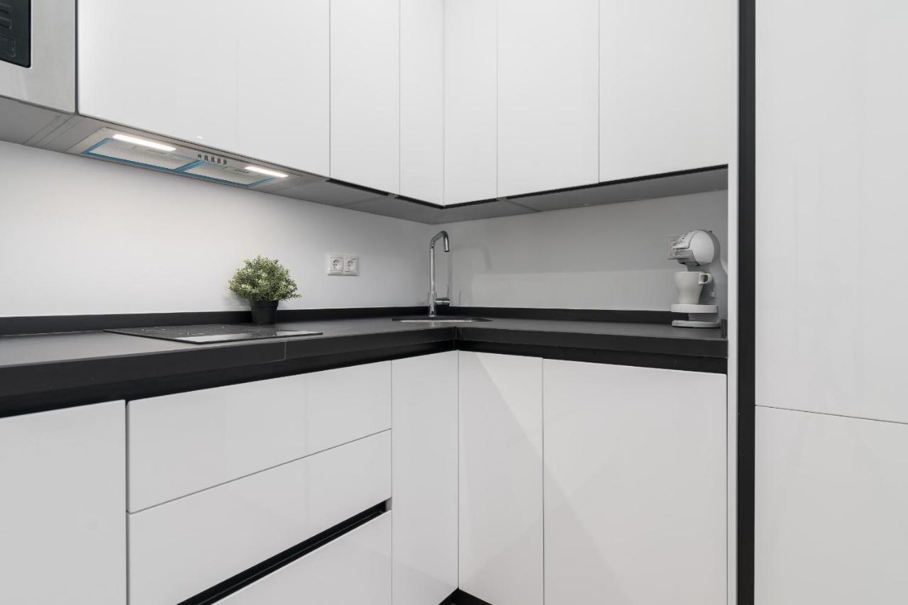 Suite Homes Hesperides Garden Beach 马拉加 外观 照片