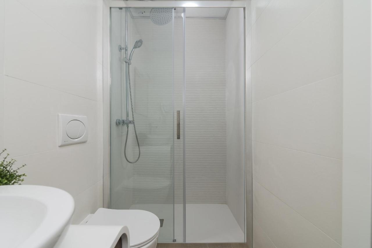 Suite Homes Hesperides Garden Beach 马拉加 外观 照片
